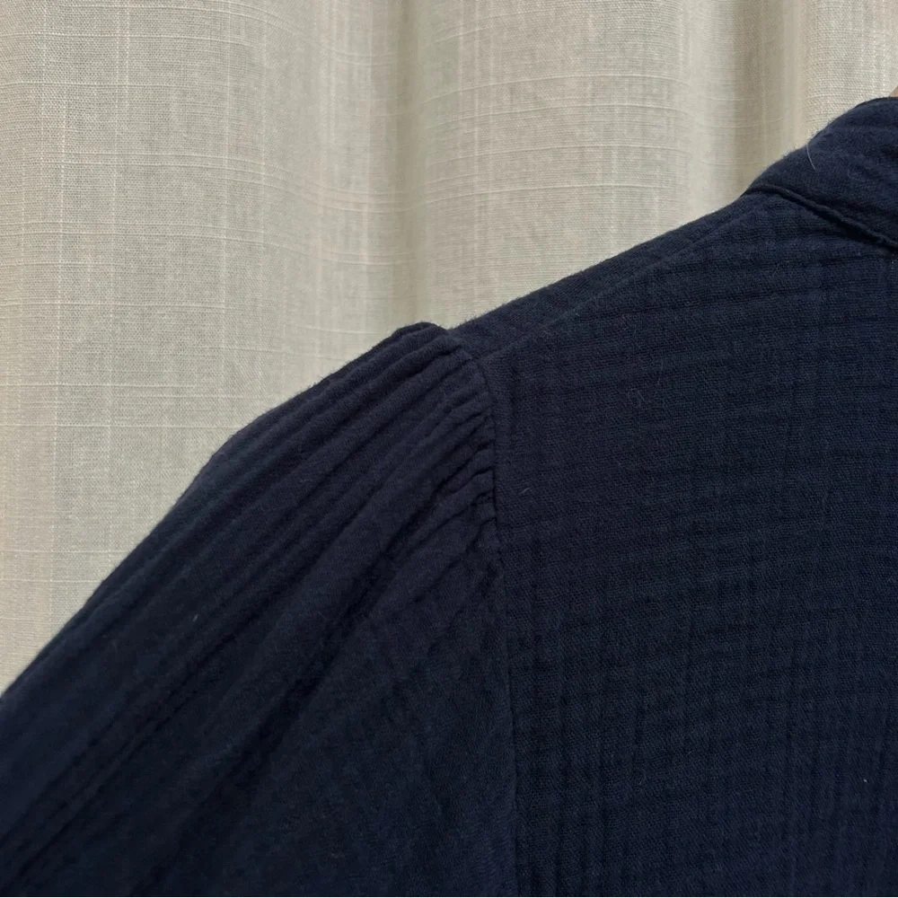 Xirena Dahlia Long Sleeve Gemma Shirt navy blue size XS - Picture 13 of 16